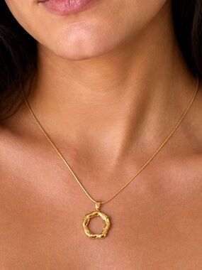 18K Gold Plated Circle Pendant Necklace